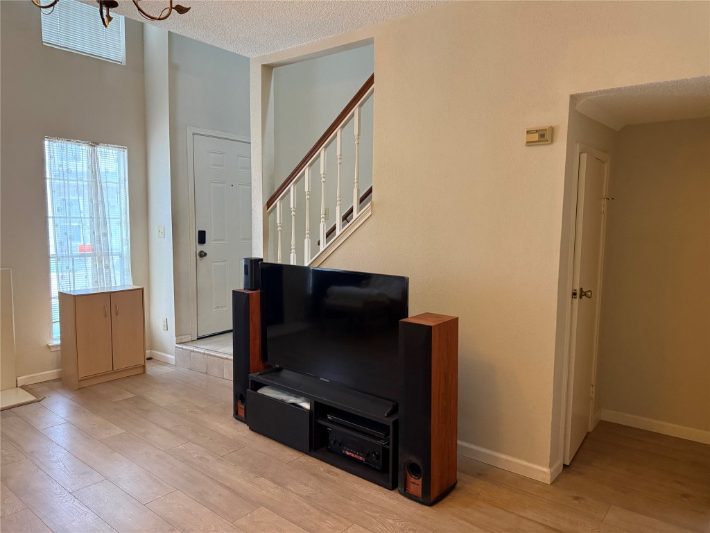 7575 Cambridge Street, Unit 2704 Houston, TX 77054 - Photo 7 of 28