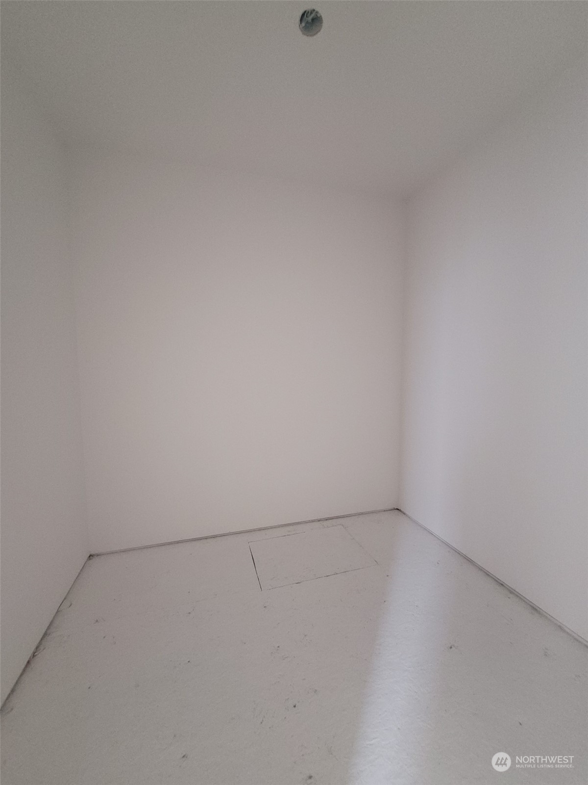 32 Roup Road Montesano, WA 98563 - Photo 15 of 20 a view of a small space