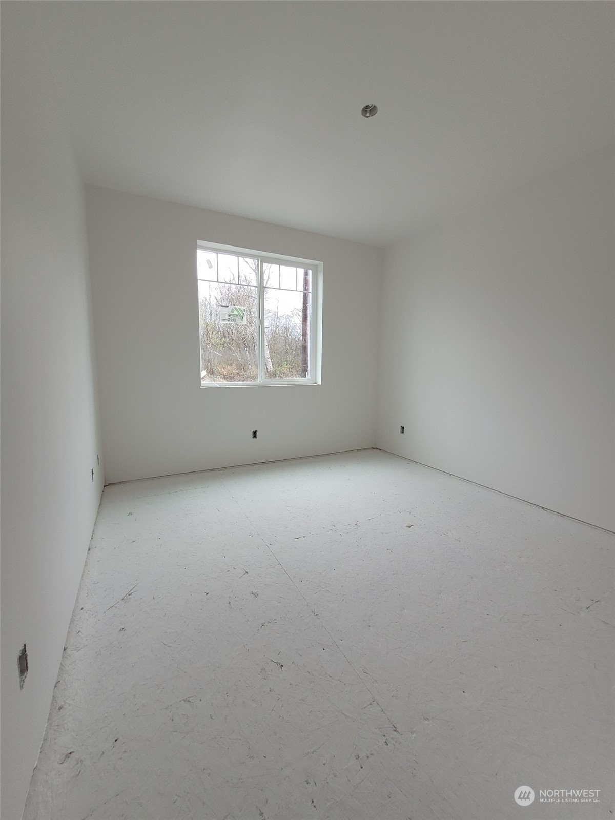 32 Roup Road Montesano, WA 98563 - Photo 16 of 20 an empty room with windows