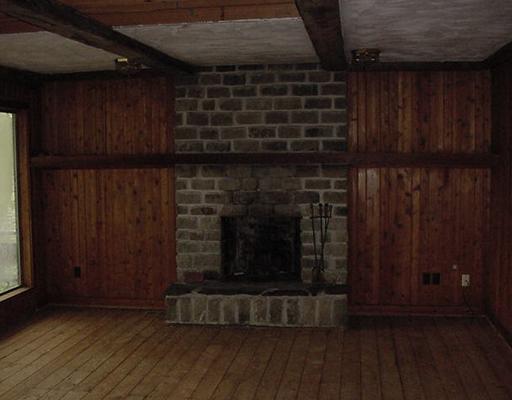 2689 West River Road Sidney, ME 04330 - Photo 5 of 10 Living Room.