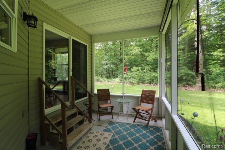 2668 Miller Road Metamora, MI 48455 - Photo 17 of 19 IMG_1983.jpg