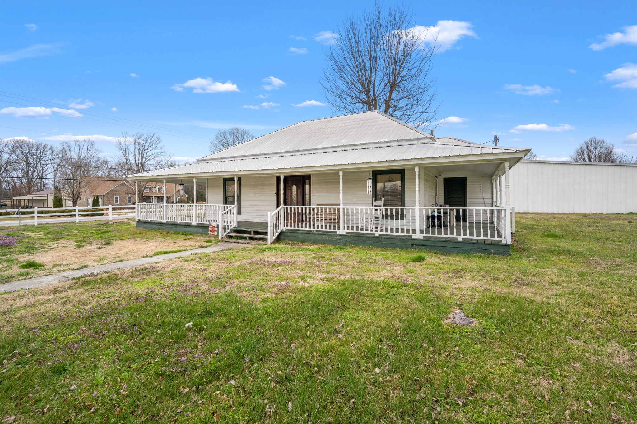 448 Elora Road Elora, TN 37328 - Photo 4 of 38