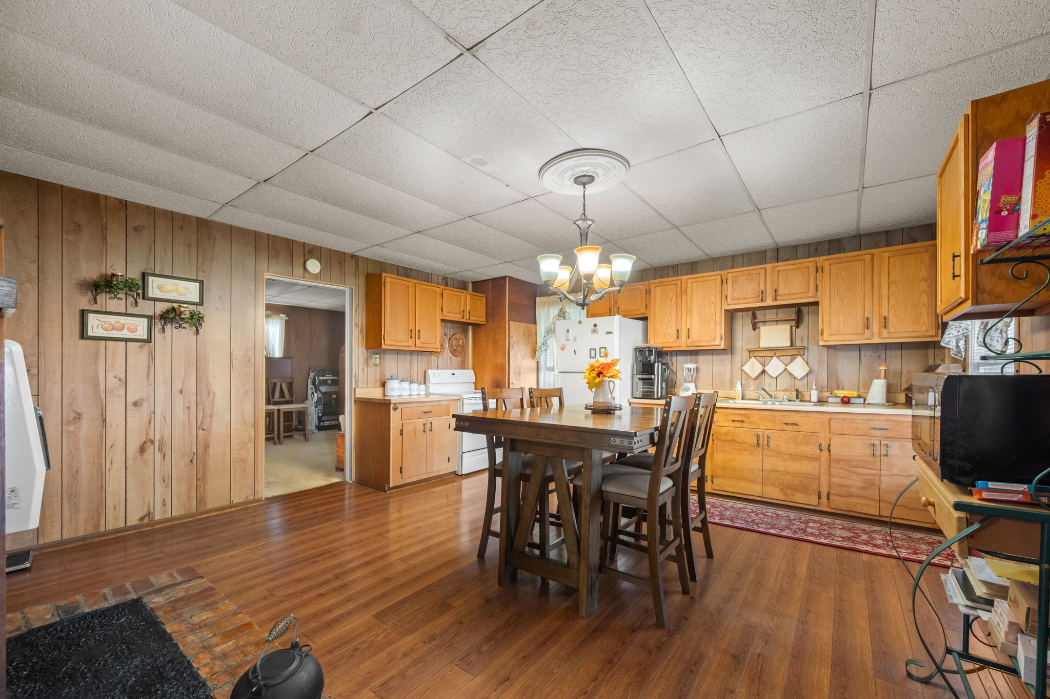 448 Elora Road Elora, TN 37328 - Photo 10 of 38