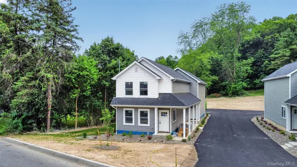 $2,800 | 13 Hooker Street, Kingston, NY 12401