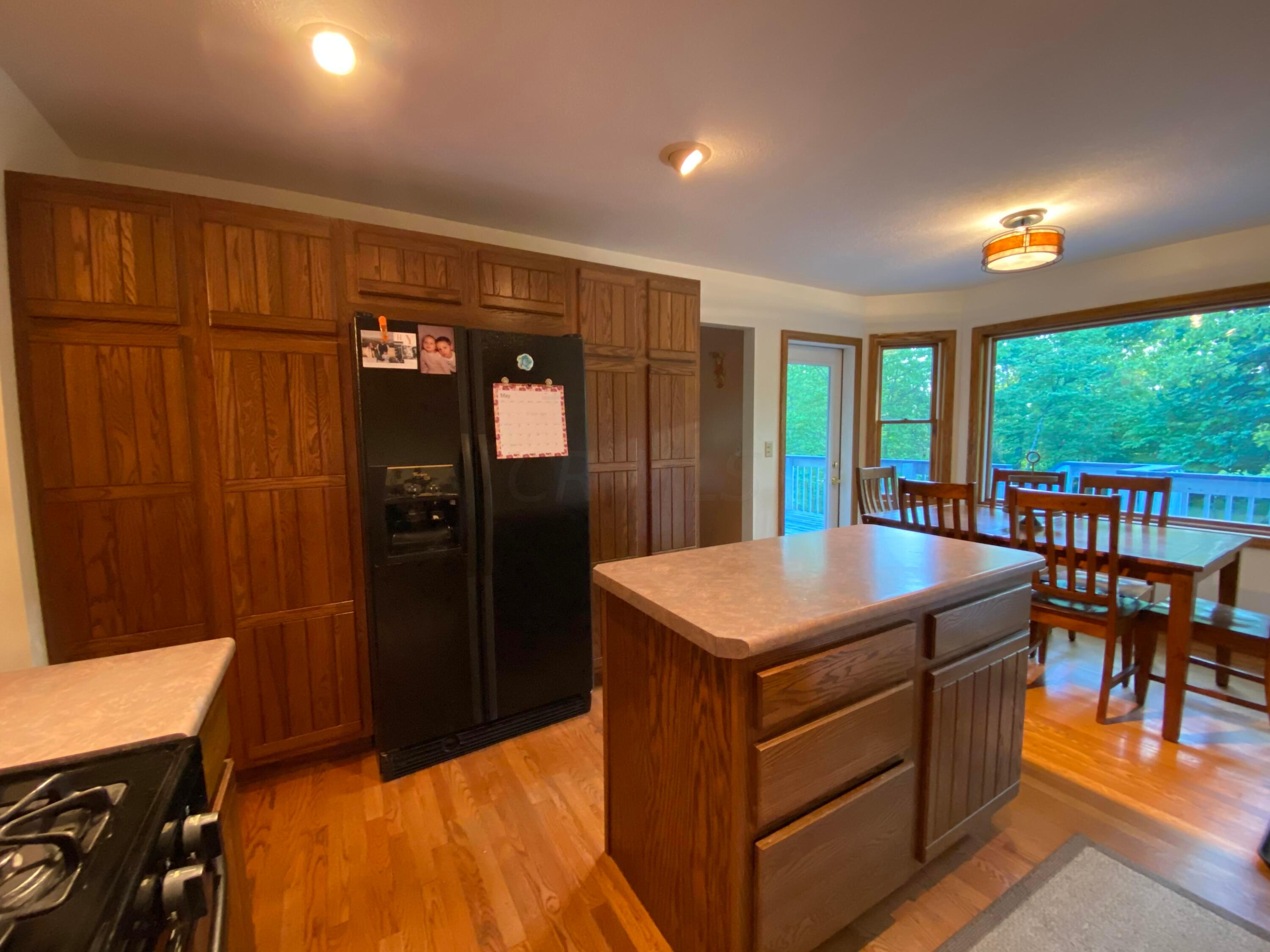 10561 Walnut Dowler Road Logan, OH 43138 - Photo 8 of 36