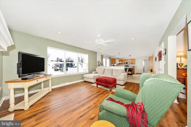 $399,750 | 7523 Seneca Ridge Drive, York, PA 17403