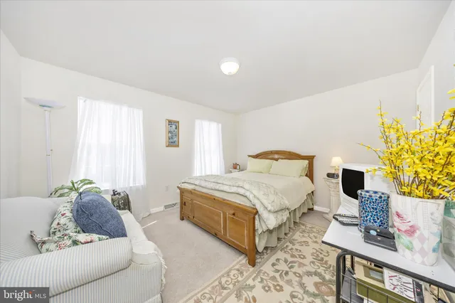 $399,750 | 7523 Seneca Ridge Drive, York, PA 17403