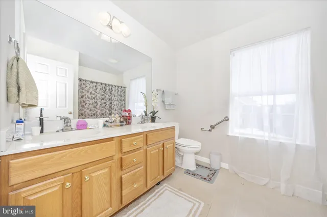 $399,750 | 7523 Seneca Ridge Drive, York, PA 17403