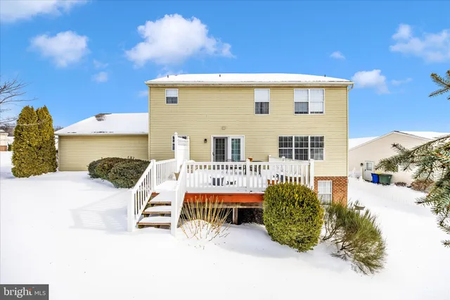 $399,750 | 7523 Seneca Ridge Drive, York, PA 17403