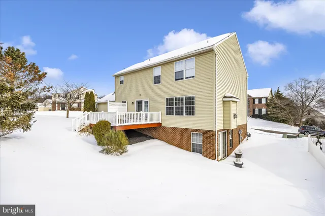 $399,750 | 7523 Seneca Ridge Drive, York, PA 17403