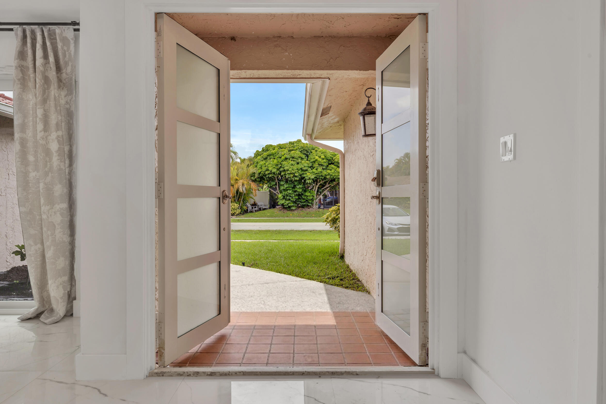21452 Woodchuck Lane Boca Raton, FL 33428 - Photo 33 of 48 33