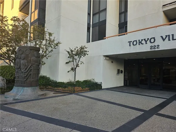 $2,790 | 222 South Central Avenue, Los Angeles, CA 90012