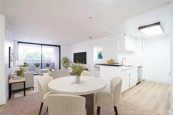 $2,790 | 222 South Central Avenue, Los Angeles, CA 90012