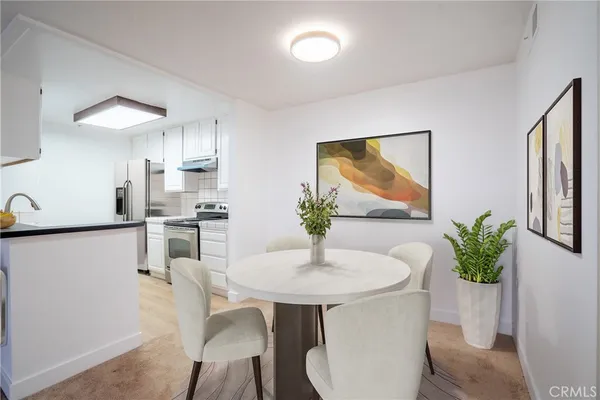 $2,890 | 222 South Central Avenue, Los Angeles, CA 90012