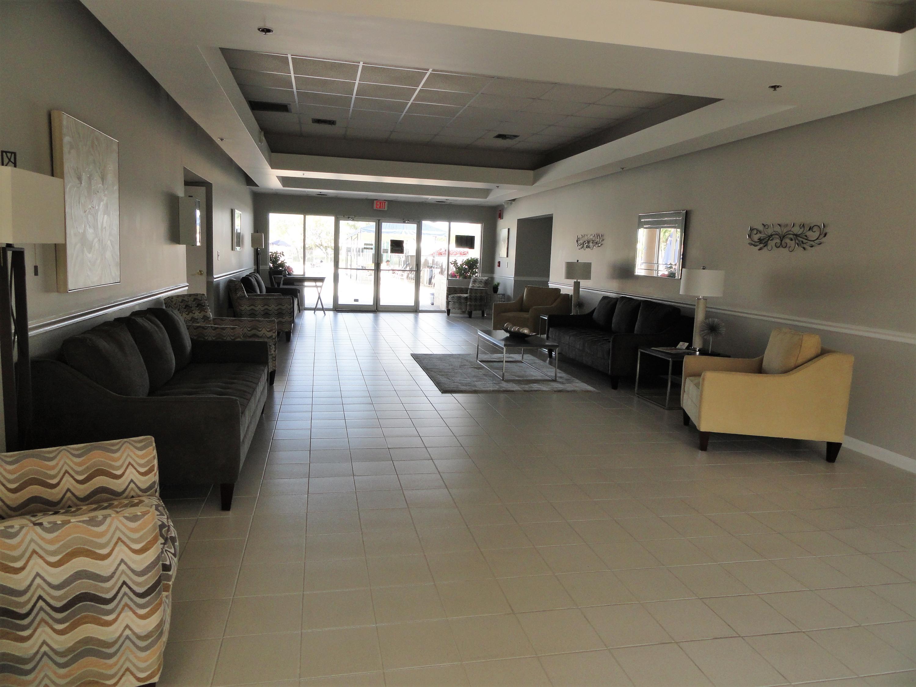 9111 Tracy Court, Unit 2 Boca Raton, FL 33496 - Photo 17 of 25 Lobby
