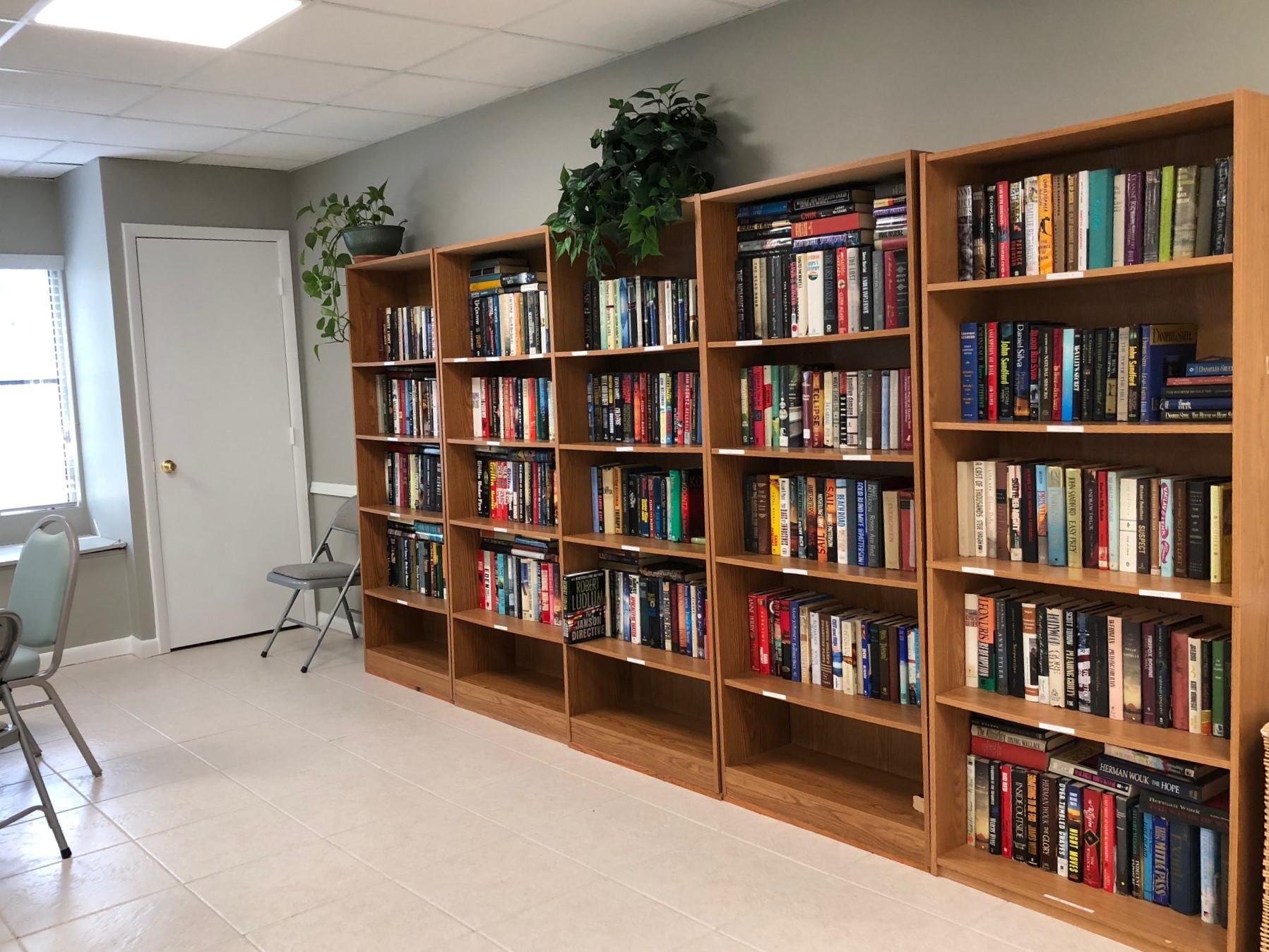 9111 Tracy Court, Unit 2 Boca Raton, FL 33496 - Photo 20 of 25 Library