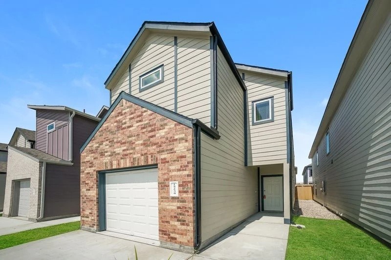 15234 Estrella Road West Houston, TX 77073 - Photo 2 of 16