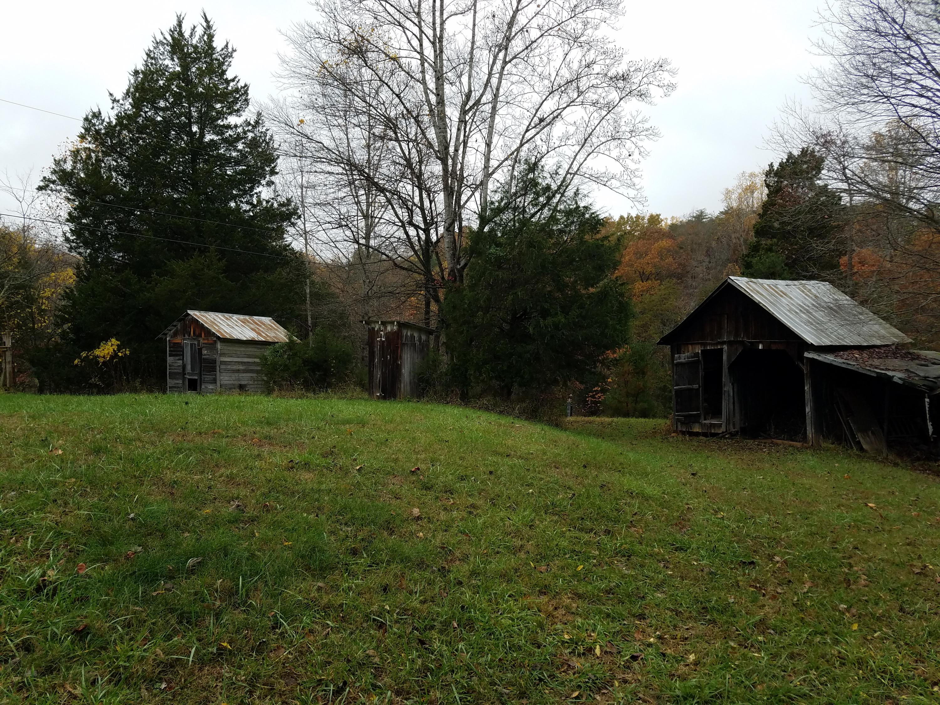 7225 Edwardsville Road Hardy, VA 24101 - Photo 3 of 7 Barn & Outbuildings