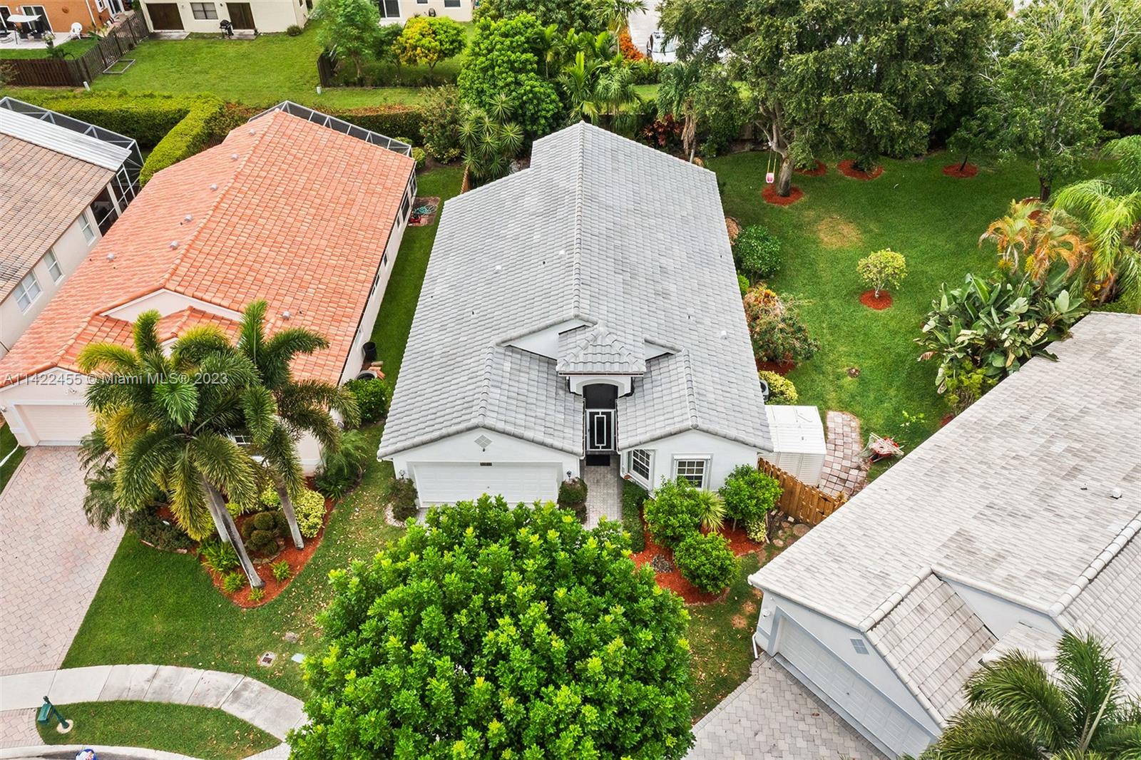 22699 Royal Crown Terrace East Boca Raton, FL 33433 - Photo 26 of 36 a view of a garden with plants