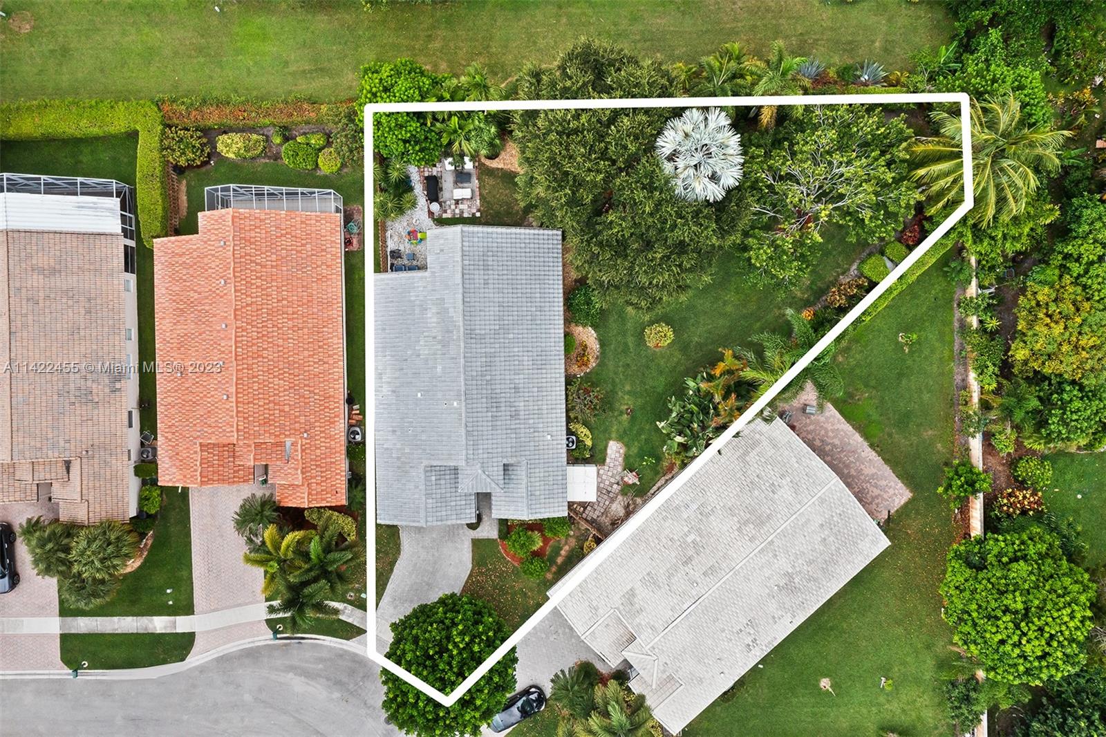 22699 Royal Crown Terrace East Boca Raton, FL 33433 - Photo 31 of 36 a view of a balcony with a garden