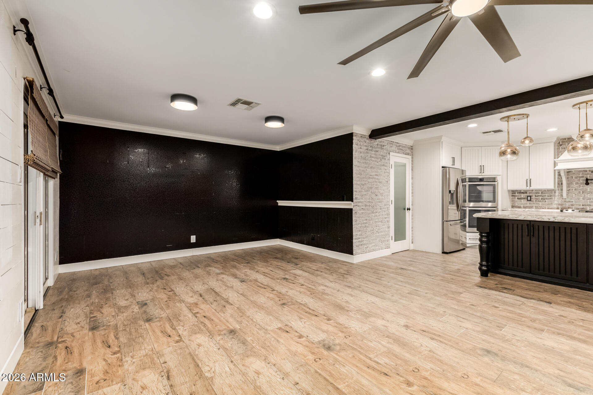 5302 West Greenway Road Glendale, AZ 85306 - Photo 11 of 40 11 Greenway