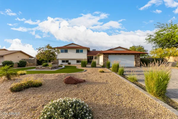 $780,000 | 5302 West Greenway Road, Glendale, AZ 85306