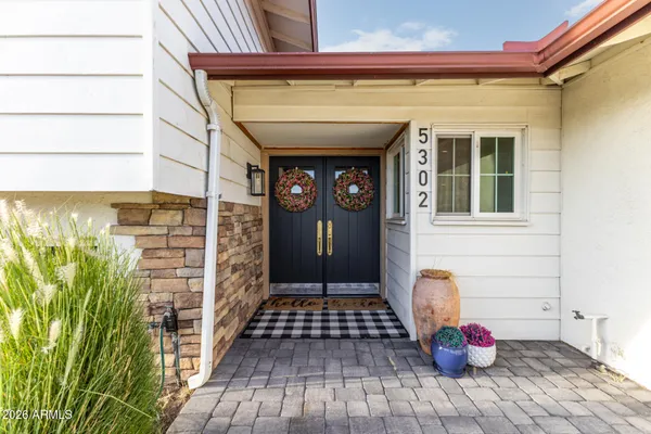 $780,000 | 5302 West Greenway Road, Glendale, AZ 85306