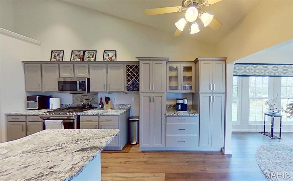 112 Summit Ridge Maryville, IL 62062 - Photo 19 of 38