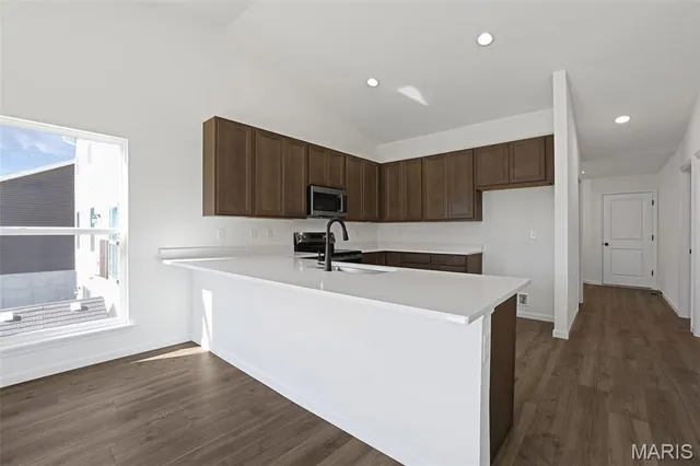 $325,635 | 90 Town Ctr Court, Foristell, MO 63348