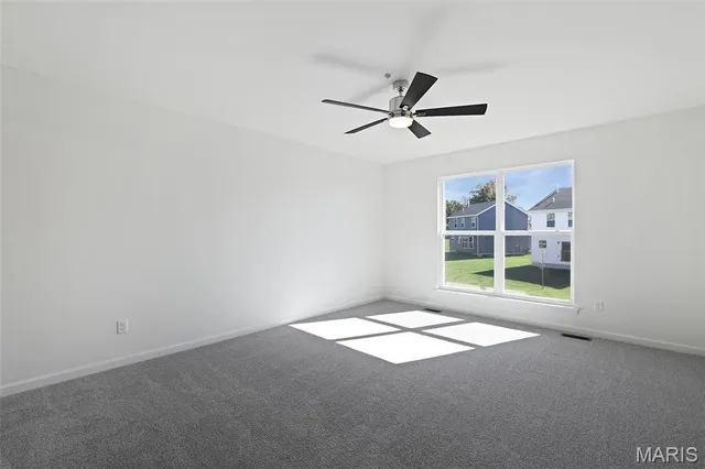 $325,635 | 90 Town Ctr Court, Foristell, MO 63348