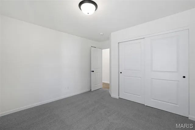 $325,635 | 90 Town Ctr Court, Foristell, MO 63348