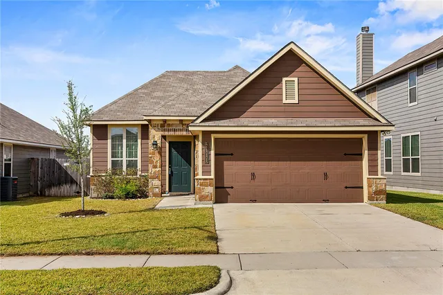 $1,850 | 2111 Dumfries Drive, Bryan, TX 77807