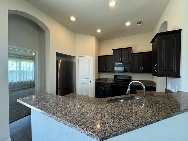 $1,850 | 2111 Dumfries Drive, Bryan, TX 77807