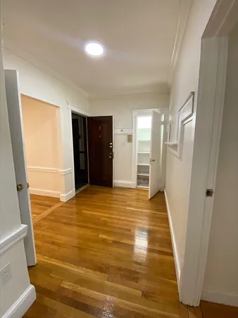 $3,650 | 2003 Commonwealth Avenue, Unit 8, Boston, MA 02135