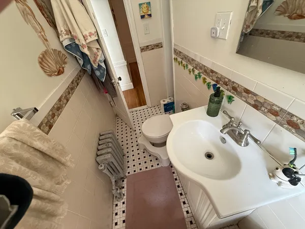 $3,300 | 2003 Commonwealth Avenue, Unit 8, Boston, MA 02135
