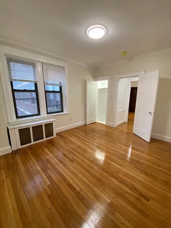 $3,650 | 2003 Commonwealth Avenue, Unit 8, Boston, MA 02135