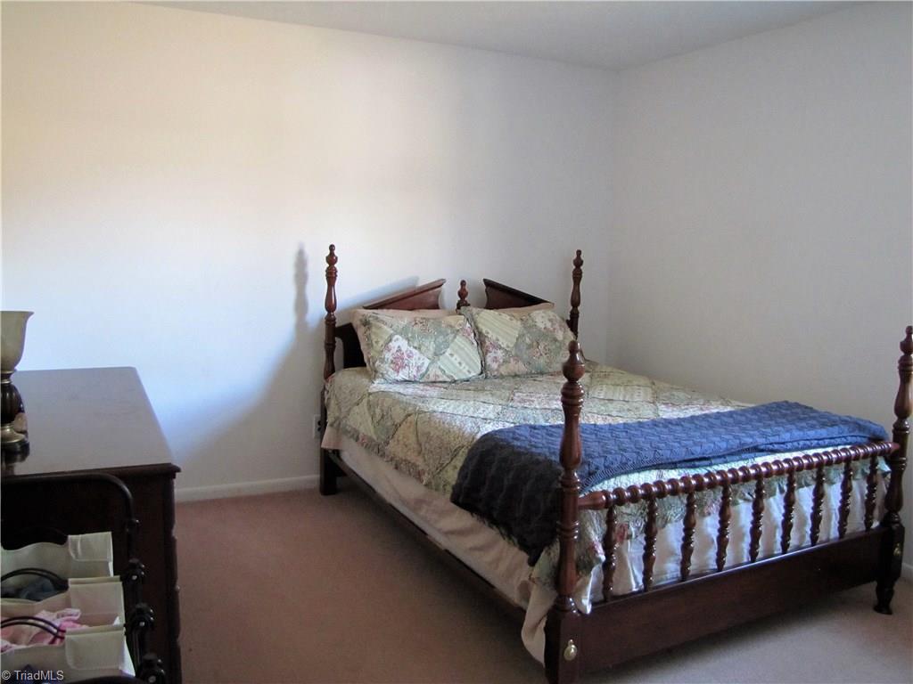 1163 Pond Road Ararat, VA 24053 - Photo 6 of 10 Gallery Image 6