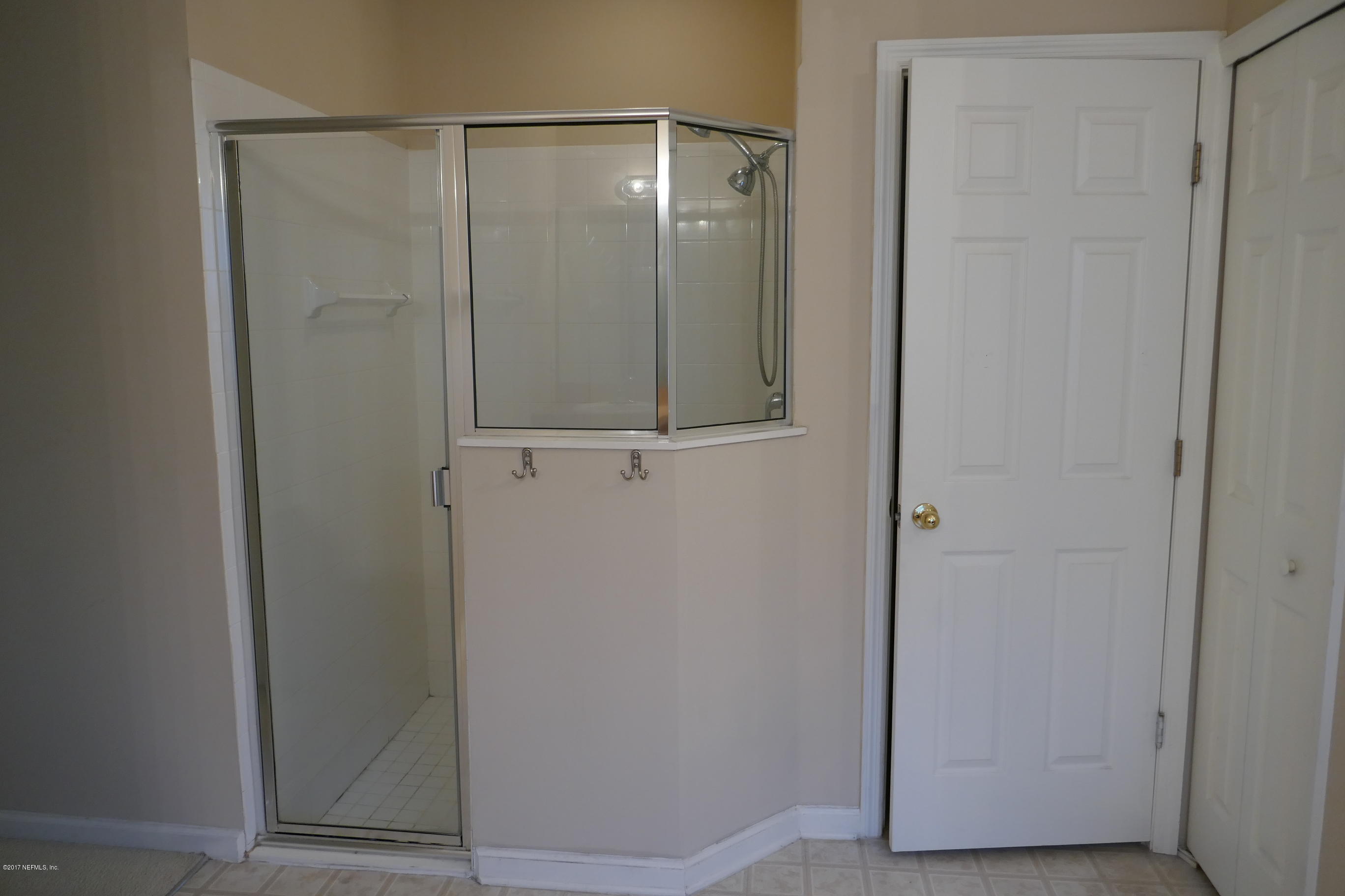 14534 Millhopper Road Jacksonville, FL 32258 - Photo 12 of 23 Master bath