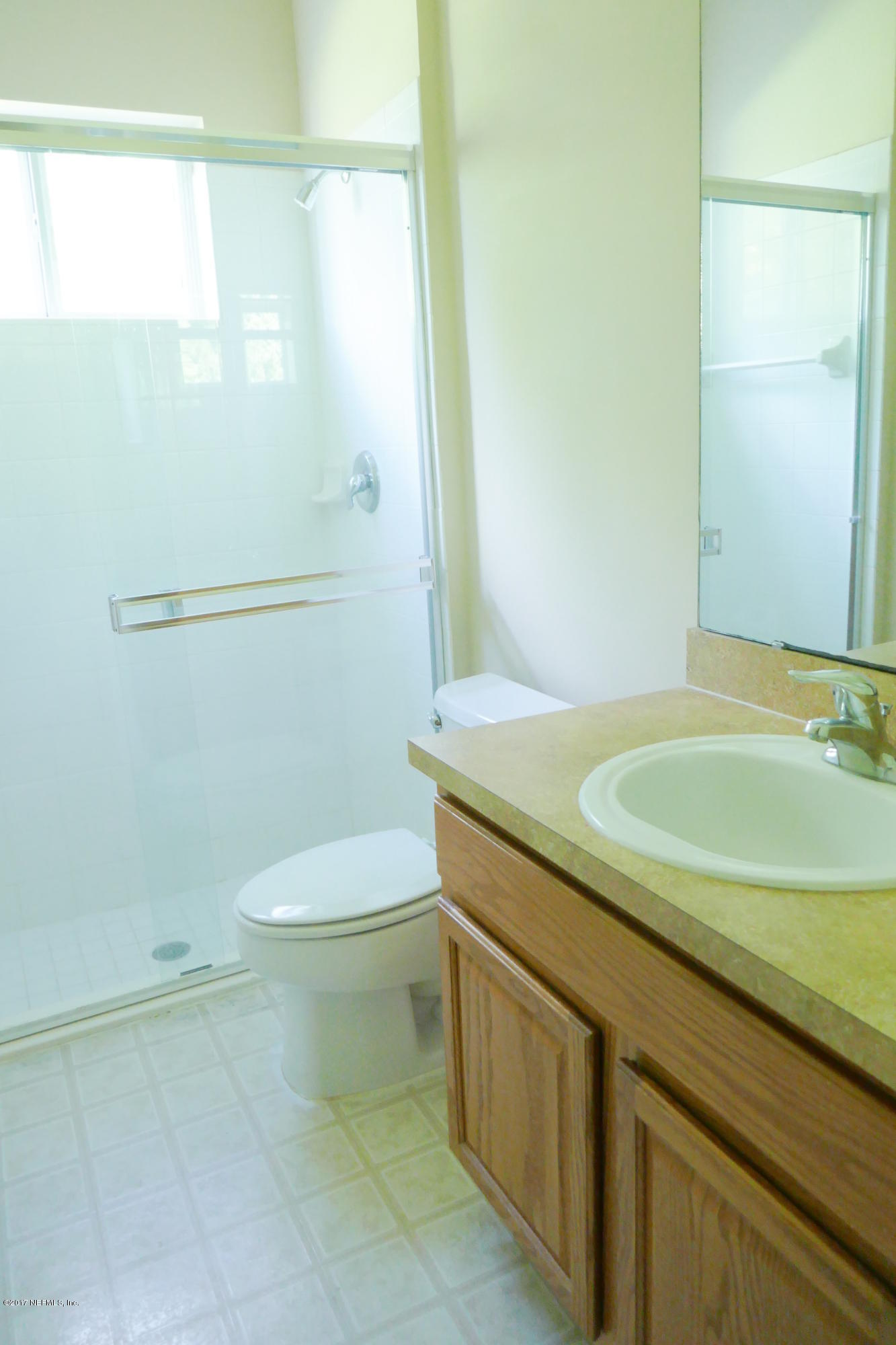 14534 Millhopper Road Jacksonville, FL 32258 - Photo 16 of 23 Downstairs hall bath #1