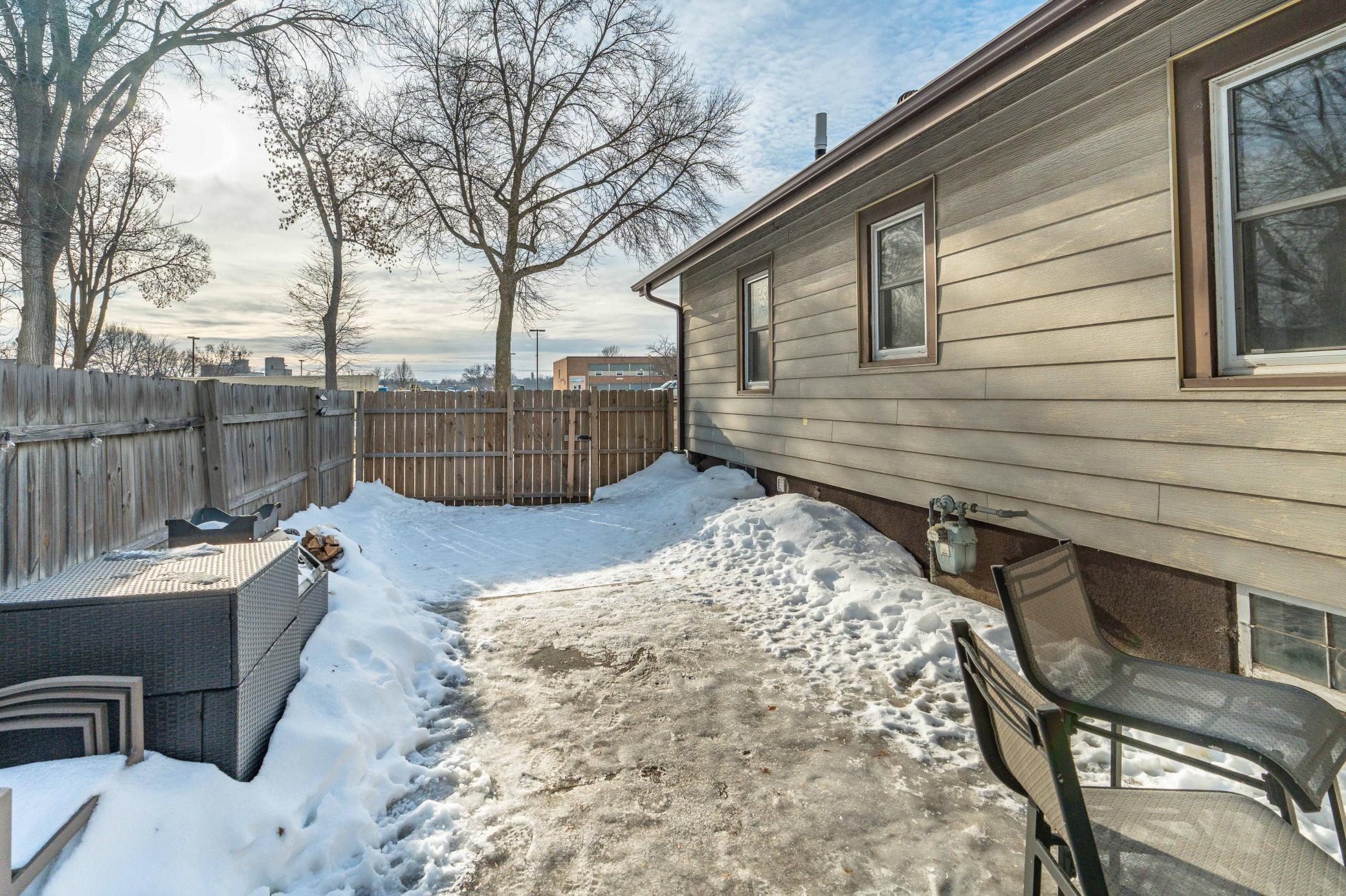 412 West Summit Avenue Fergus Falls, MN 56537 - Photo 11 of 80