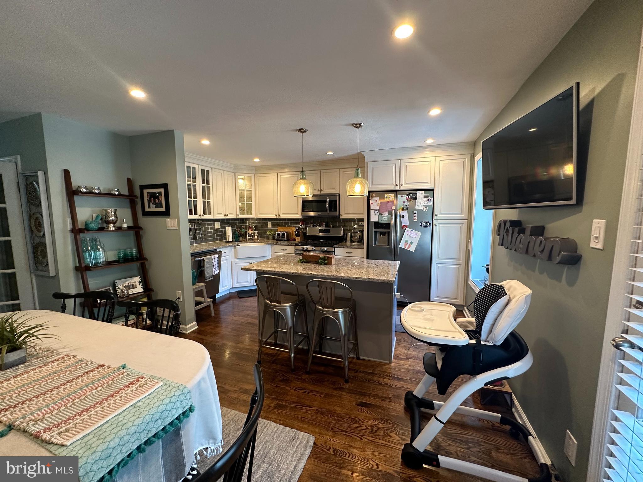 214 Wickley Road Philadelphia, PA 19154 - Photo 5 of 25 Gallery Image 5
