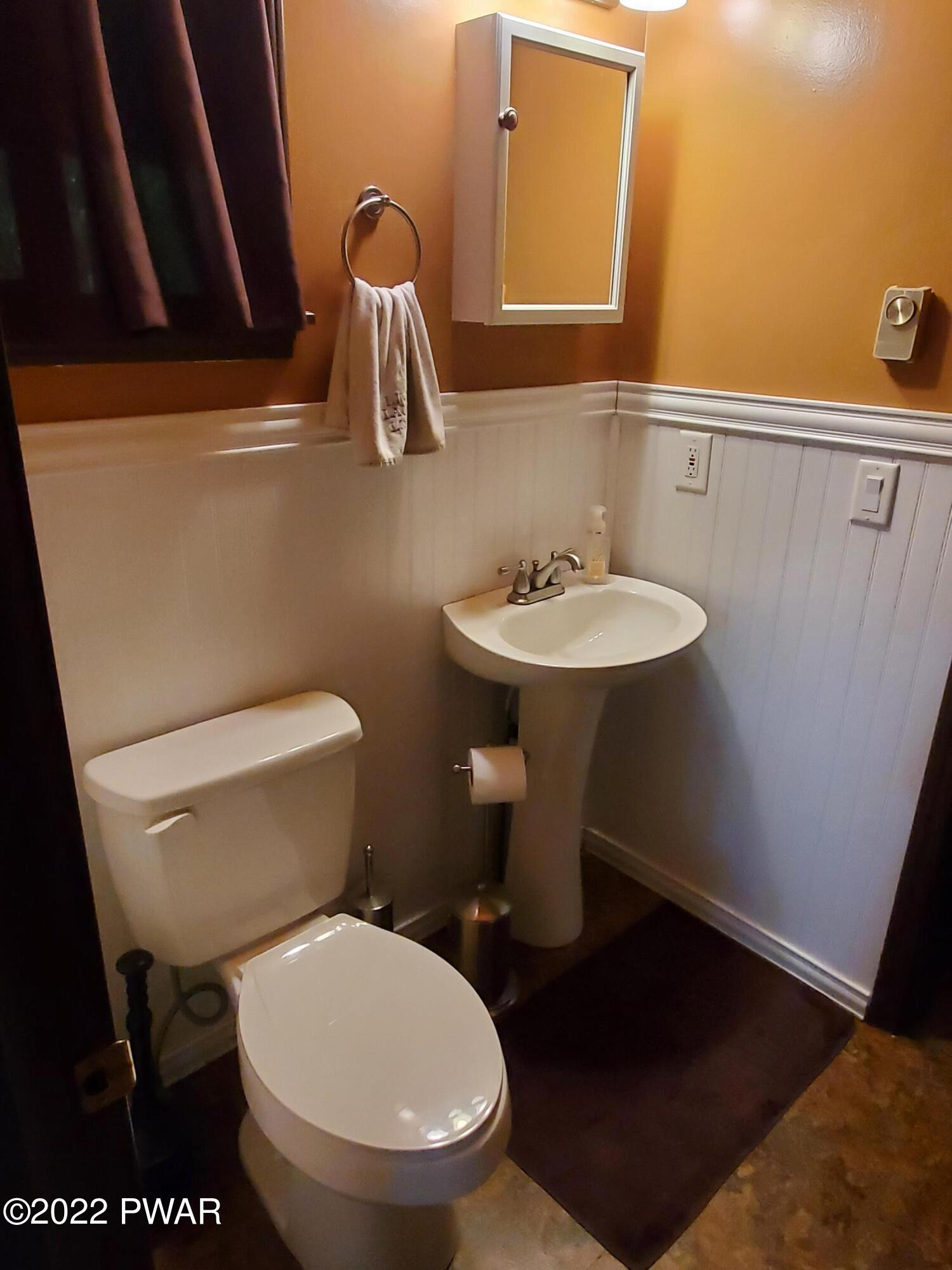 251 Oak Hill Road Hawley, PA 18428 - Photo 37 of 90 Bath 1