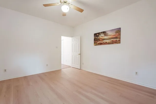 $3,000 | 127 South Copperknoll Circle, The Woodlands, TX 77381