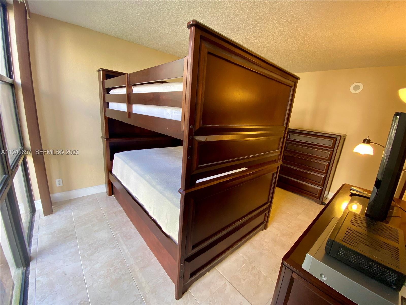 17011 North Bay Road, Unit 304 Sunny Isles Beach, FL 33160 - Photo 31 of 54 a view of kitchen