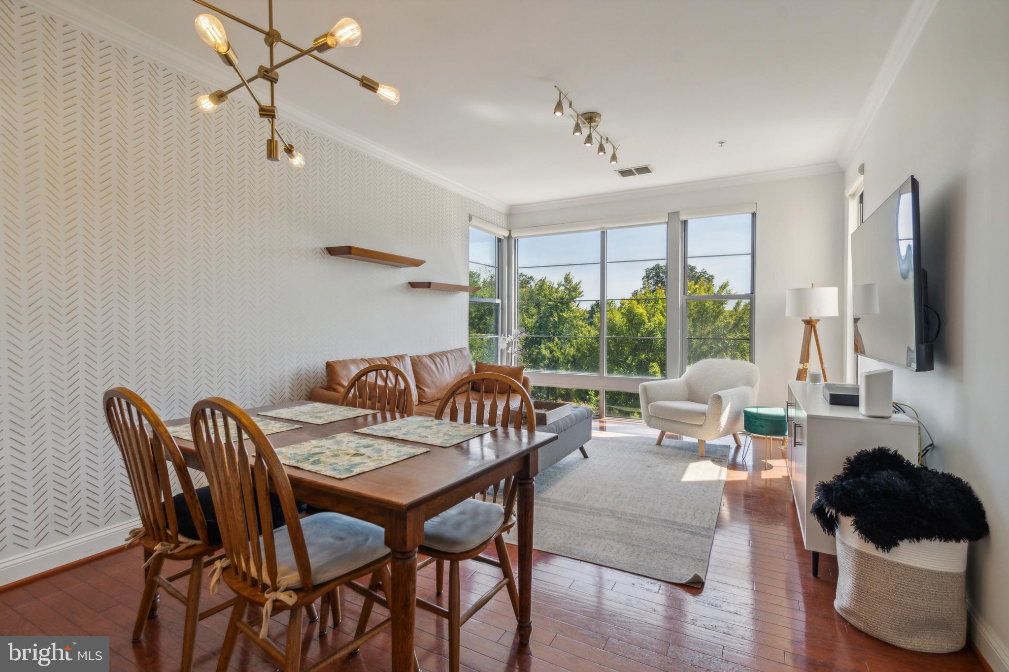 1391 Pennsylvania Ave. Southeast, Unit 325 Washington, DC 20003 - Photo 3 of 23