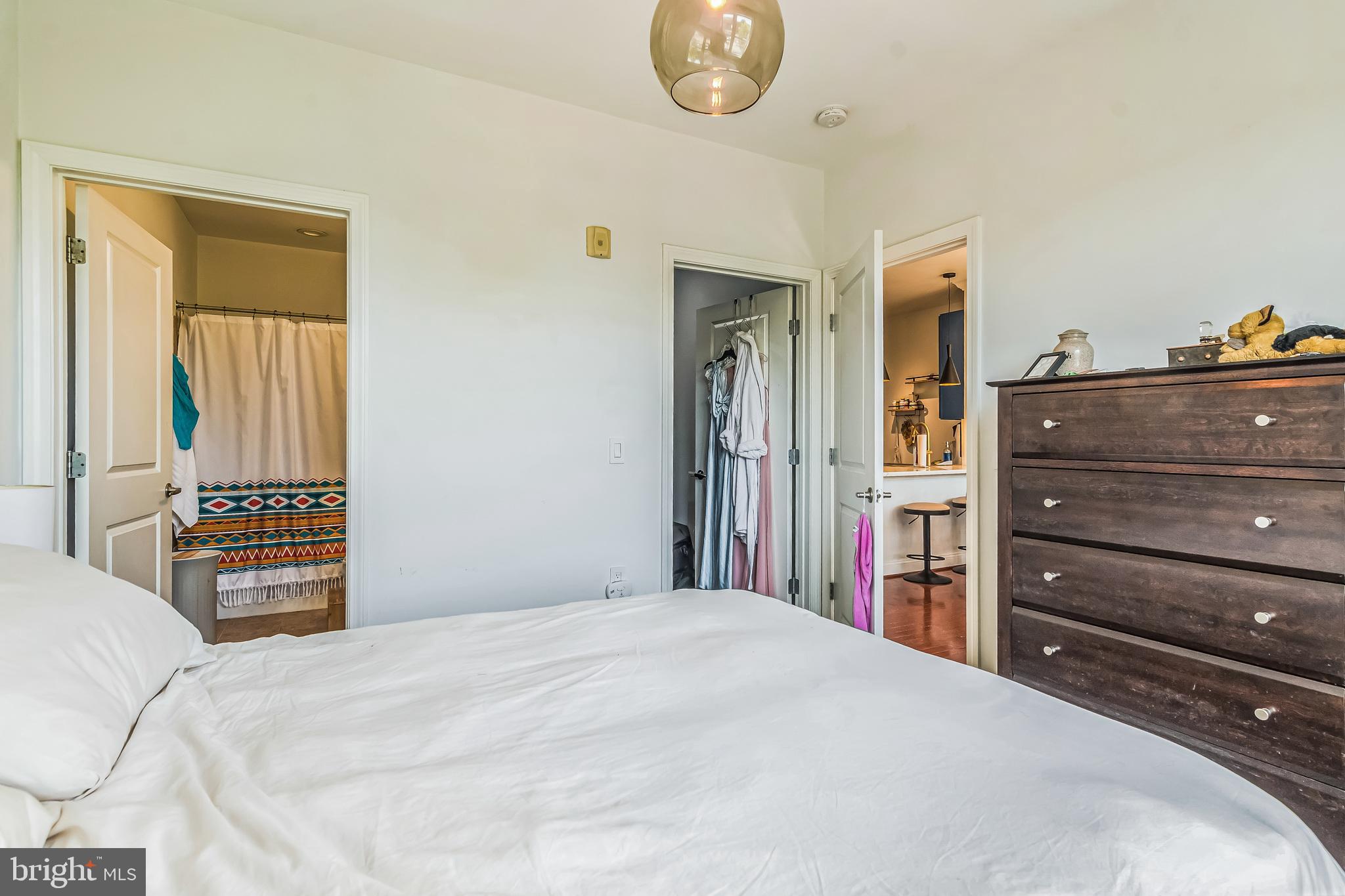 1391 Pennsylvania Ave. Southeast, Unit 325 Washington, DC 20003 - Photo 7 of 23