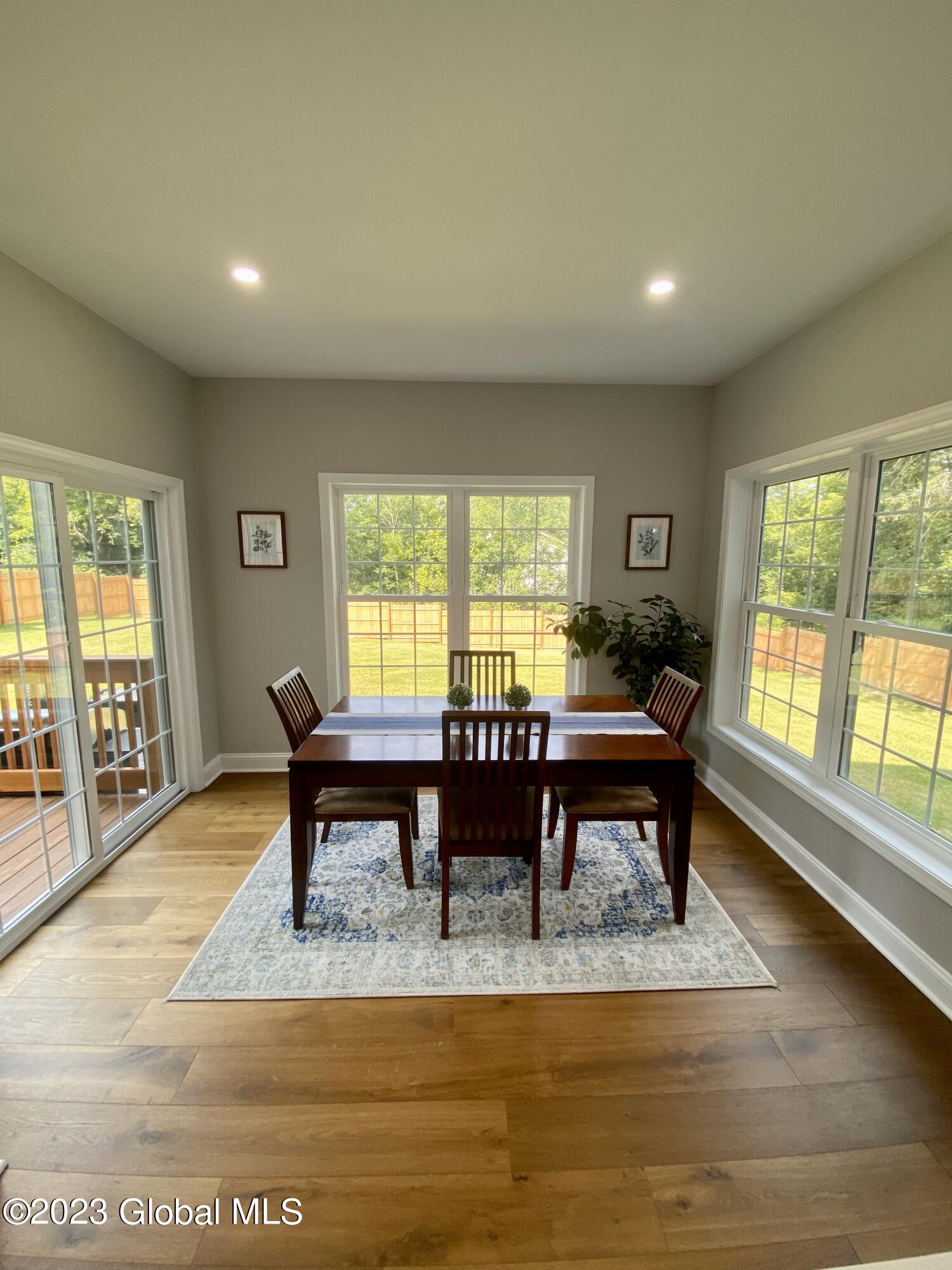 943 Pearse Road Niskayuna, NY 12309 - Photo 11 of 48 11