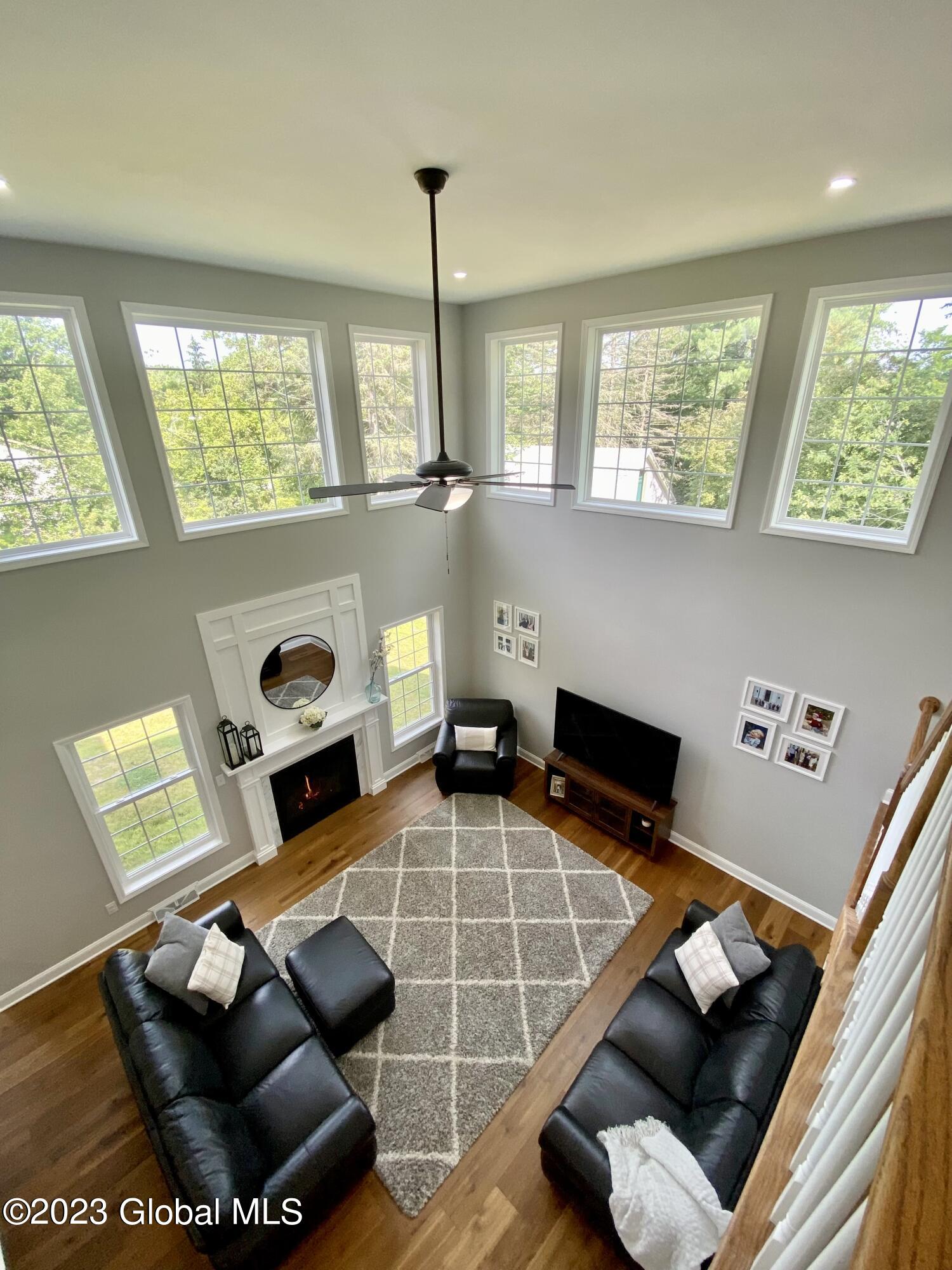 943 Pearse Road Niskayuna, NY 12309 - Photo 15 of 48 15