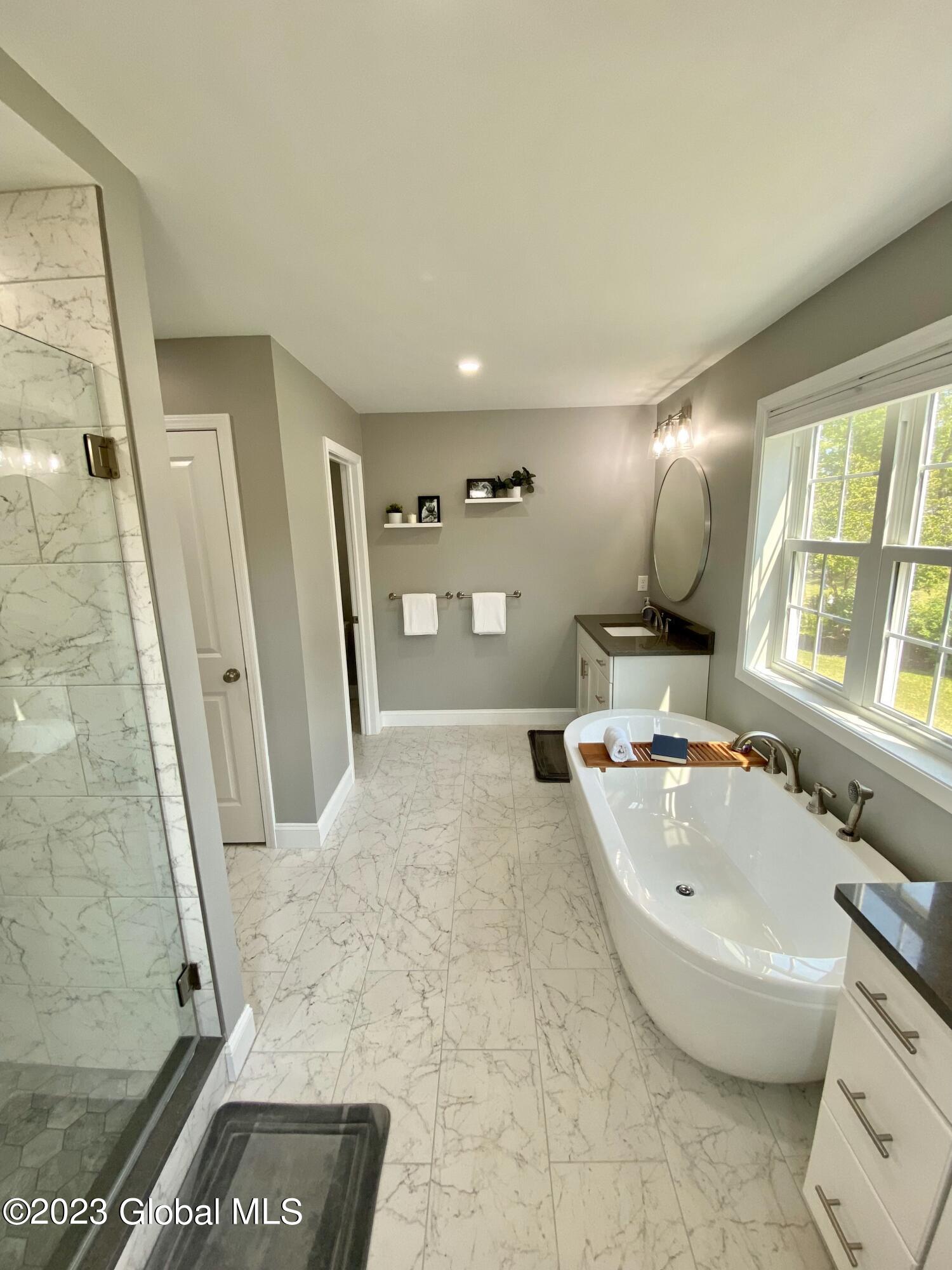 943 Pearse Road Niskayuna, NY 12309 - Photo 27 of 48 27