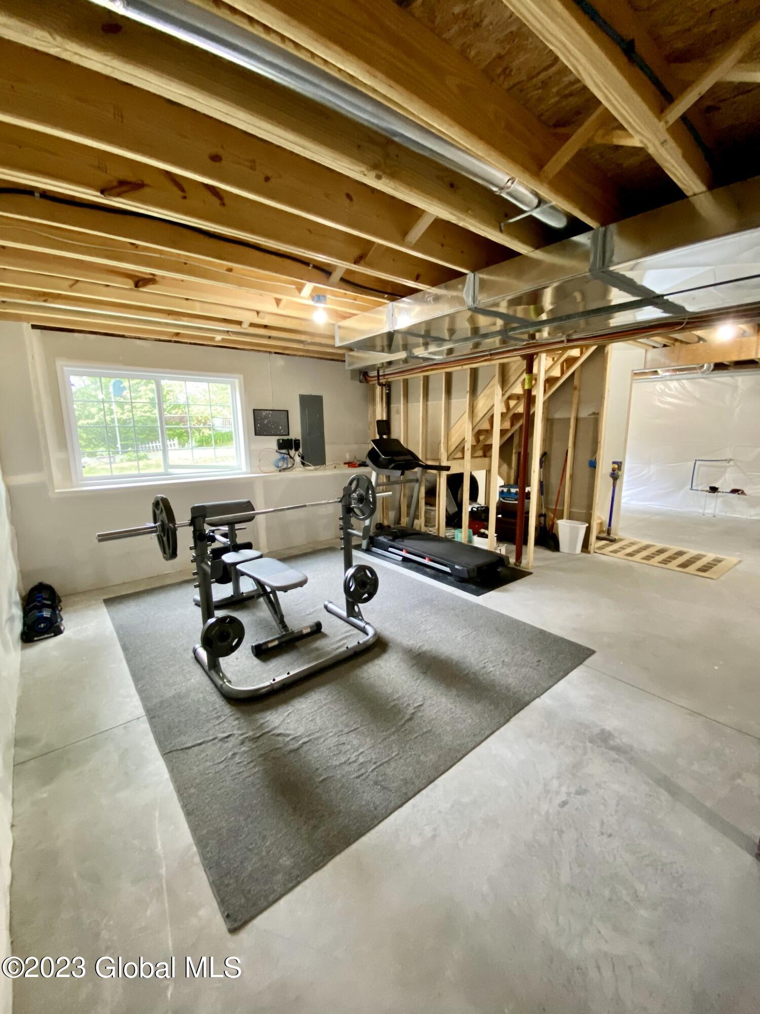 943 Pearse Road Niskayuna, NY 12309 - Photo 41 of 48 41